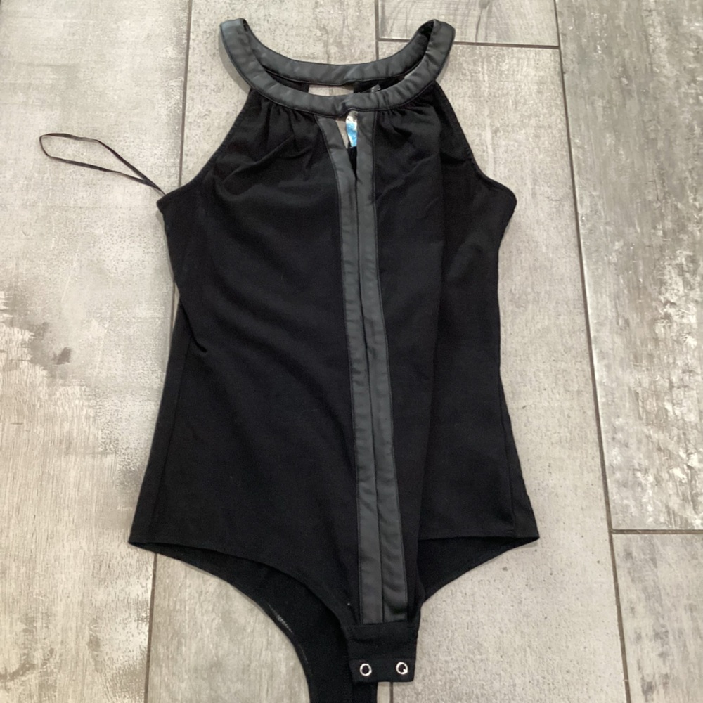 Cecico black bodysuit flux leather details, size medium, like new #31